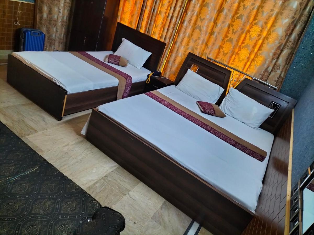 Karachi Motel ภายนอก รูปภาพ
